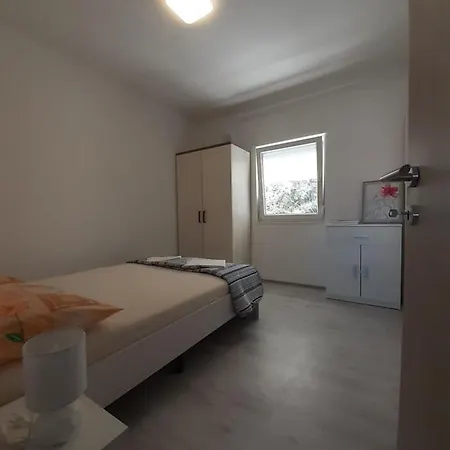 Dokoza - Marina Iv Vir